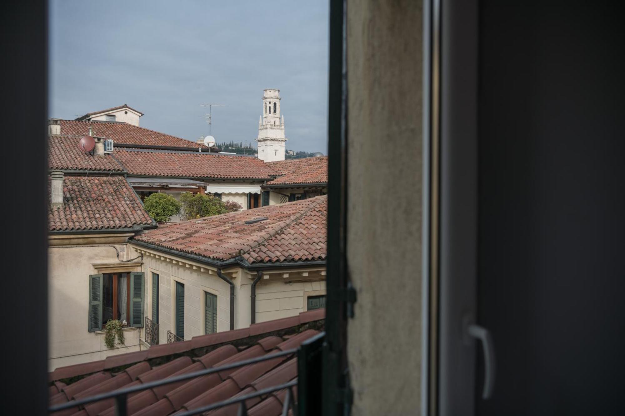 Verona Boutique House Экстерьер фото